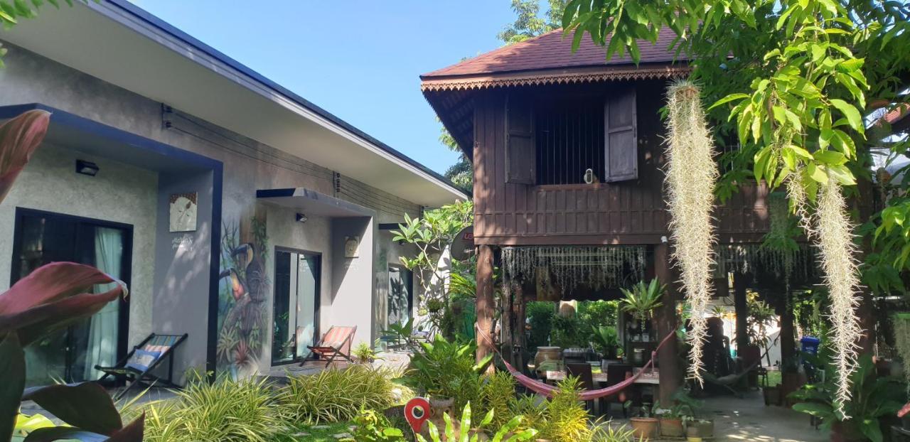 Marin' S Home Thalang Exterior photo